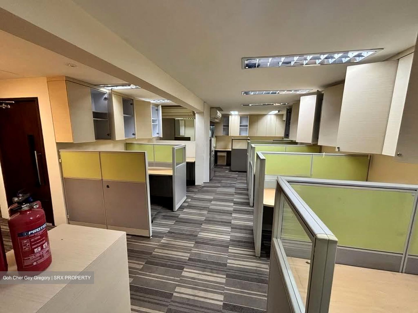 Hougang Avenue 3 (D19), Office #571287531